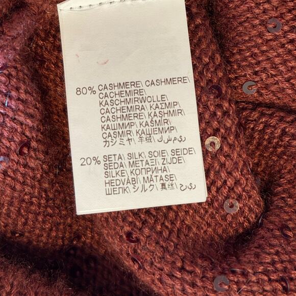 NWT Brunello Cucinelli Cashmere-Silk Sequined One-Shoulder Sweater Burgundy Sz M - Picture 3 of 6